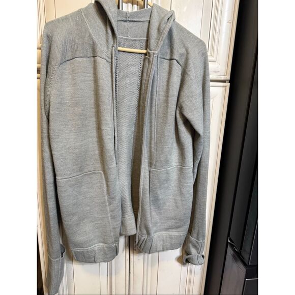Lululemon Women's Rise & Move Zip Up Hoodie Heathered Silver Drop Size Small - Picture 9 of 9